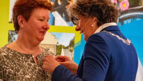 Column burgemeester Marian van der Weele